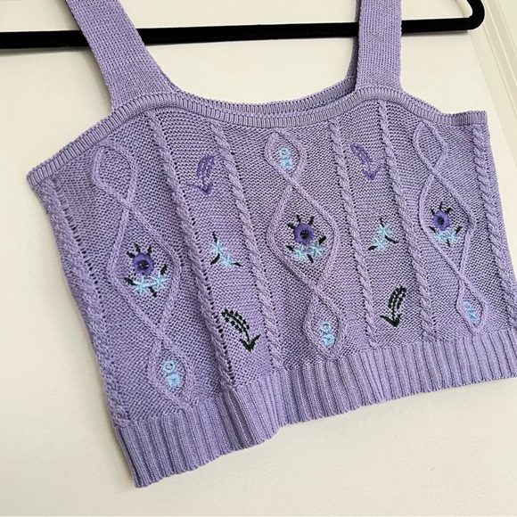 Lilac Floral Knitted Cropped Tank - Picture 1 of 3